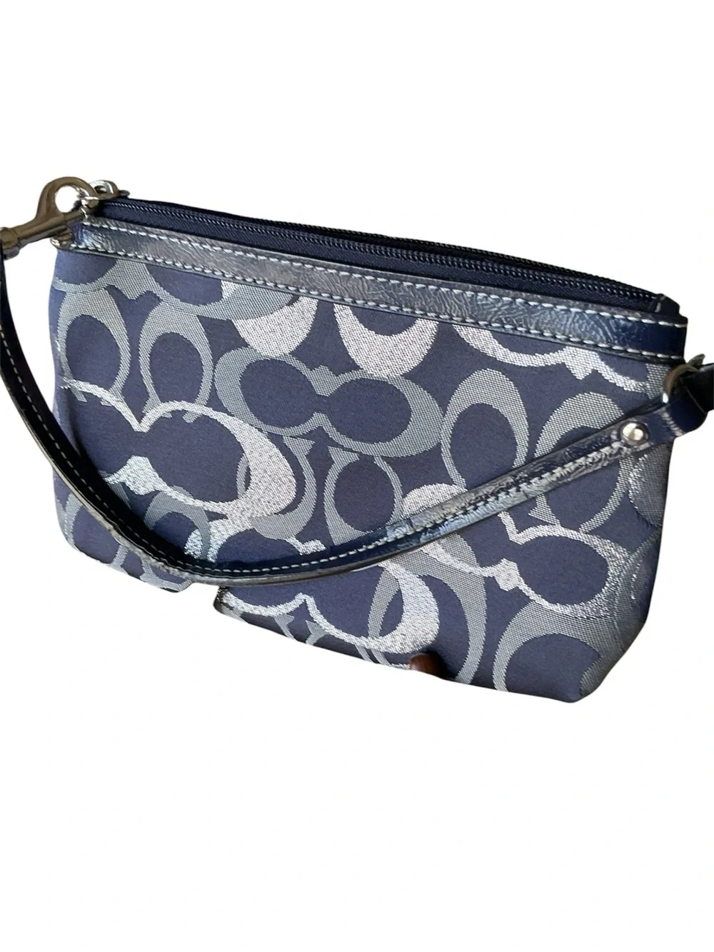 Coach Metallic Navy Signature Jacquard Wristlet Silver Trim Zip Clutch EUC